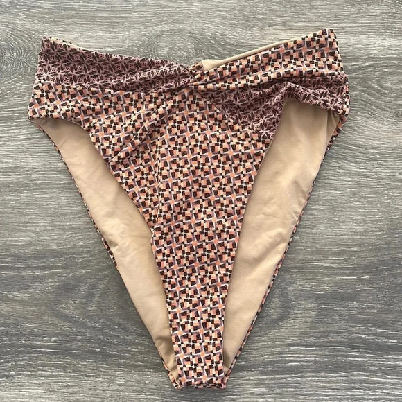 L*Space Ringo Bikini Top & Nancy Lee Bottoms in shimmer kaleidoscope eyes - Picture 7 of 15